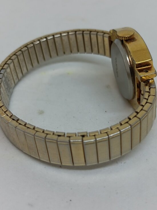 VINTAGE 1974 Timex Model 23 Women\'s 22mm Gold Tone Manual Wind Watch main image 4